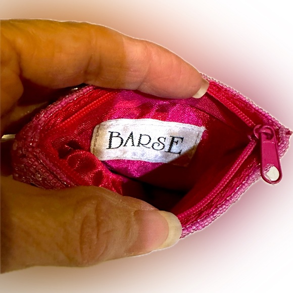 VTG RARE BARSE ZIPPER BEADED COIN PURSE BAG HEART VALENTINE PINK LOVE 4.75”x3.5” - Picture 6 of 9